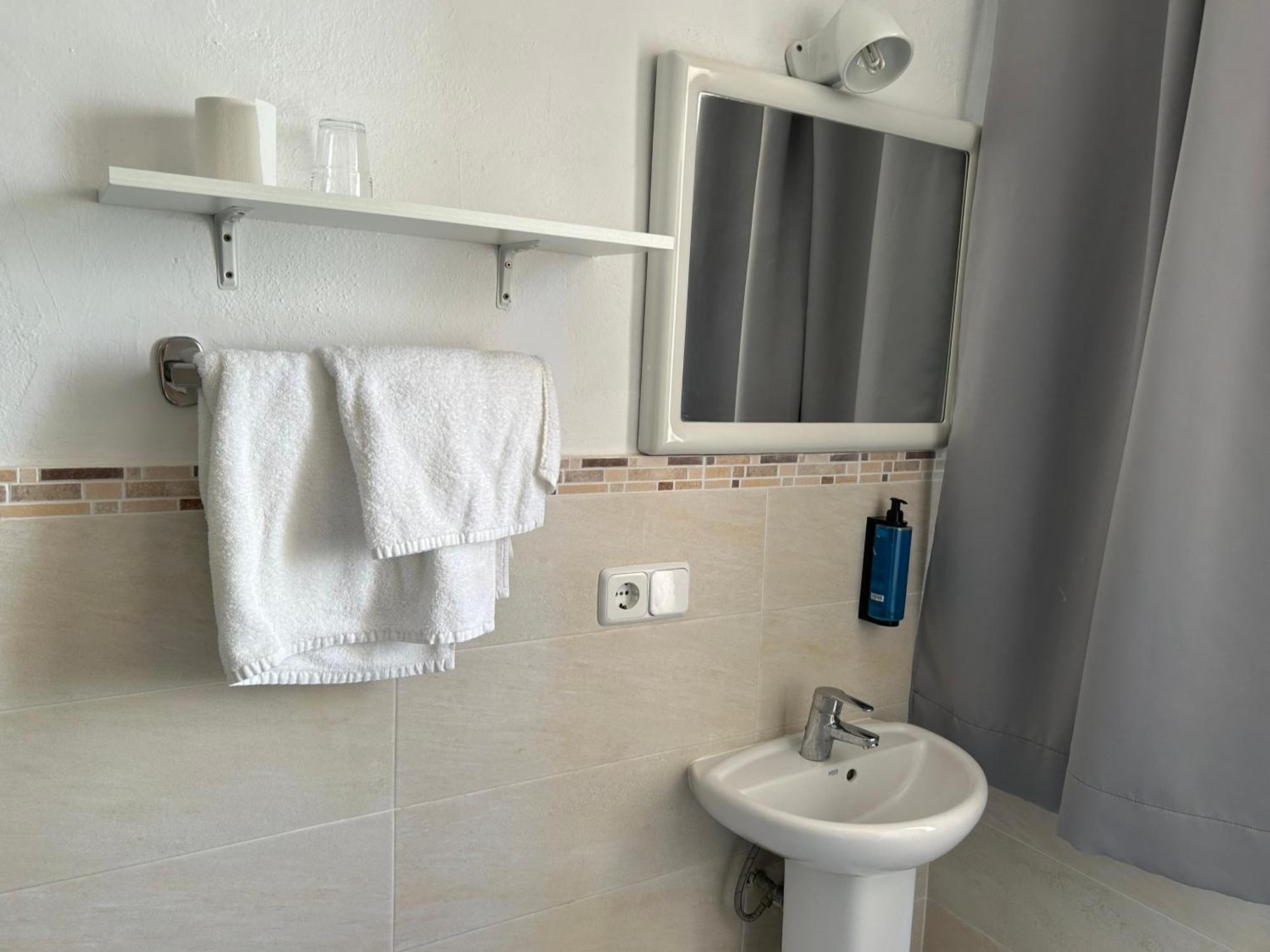 Hostal San Telmo - Adults Only Cala Major  Номер фото